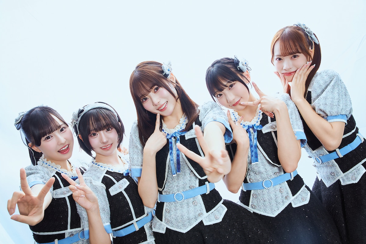 左から東山恵里沙、涼海すう、橋本桃呼、城月菜央、日向端ひな。