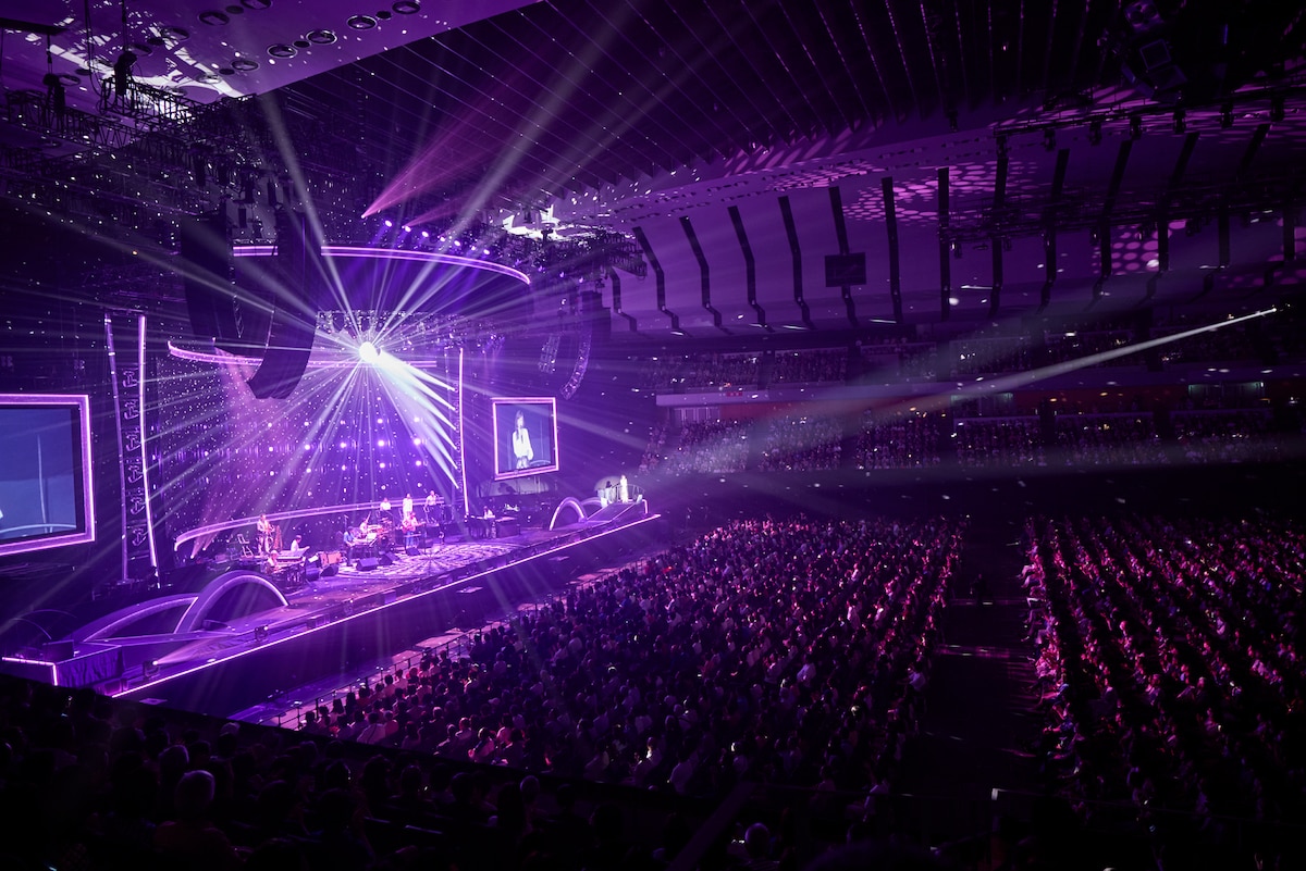 竹内まりや「souvenir2025 mariya takeuchi live」の様子。