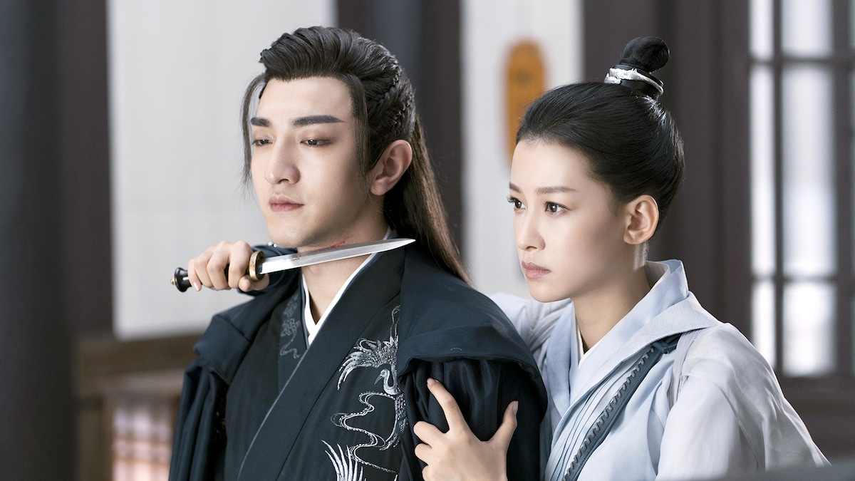 「夕月花（せきげつか）～三世を駆ける愛～」より、左からジン・ハン演じる馮夕、スン・イー演じる冬月。