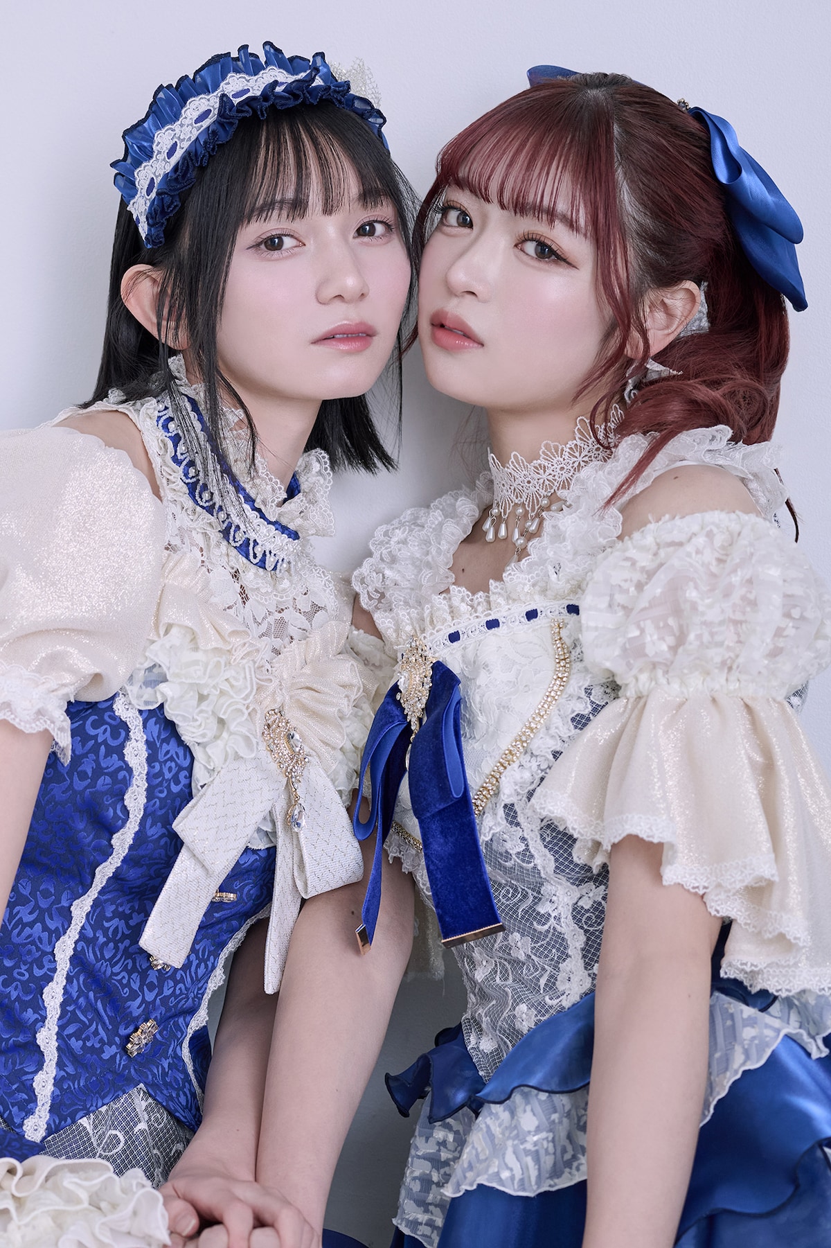 左から熊澤風花、白岡今日花。