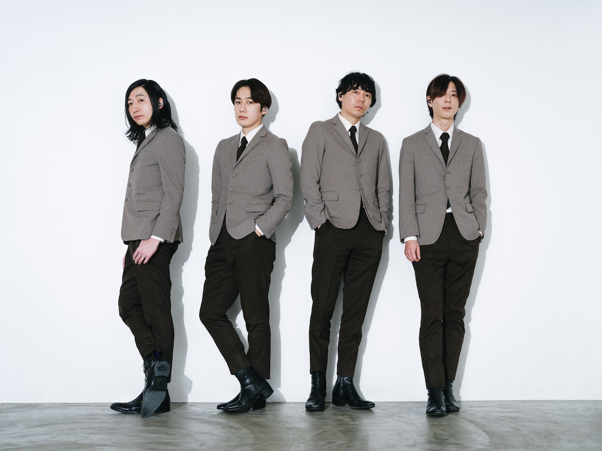 THE BAWDIES
