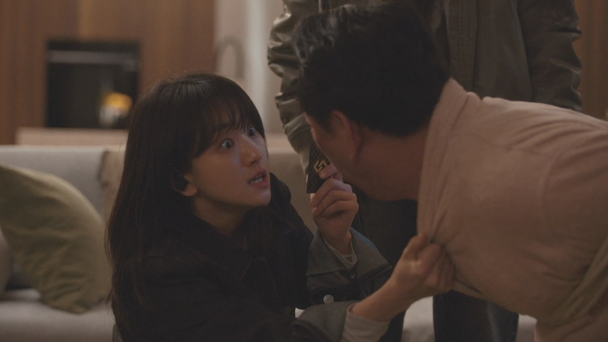 「アイショッピング～返品された子どもたち～」場面写真