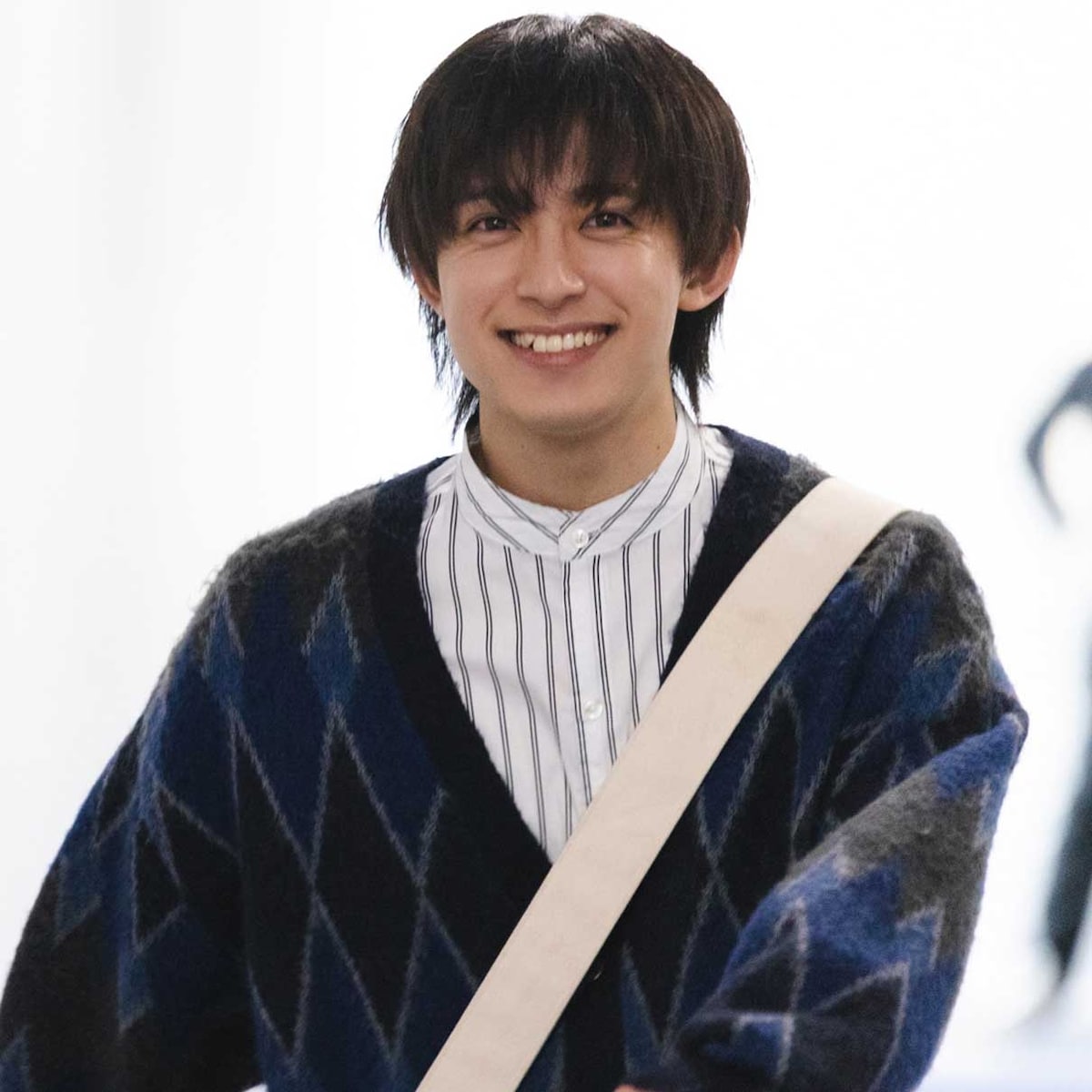 阿久津仁愛演じる青柳萌