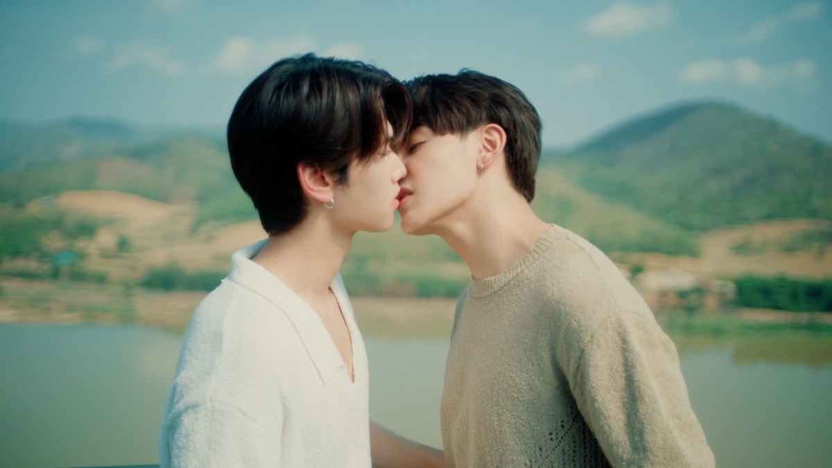 「HIDDEN AGENDA」場面写真