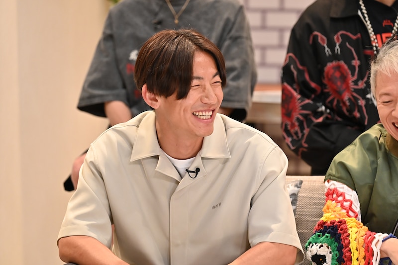 UVERworldの真太郎（Dr）。