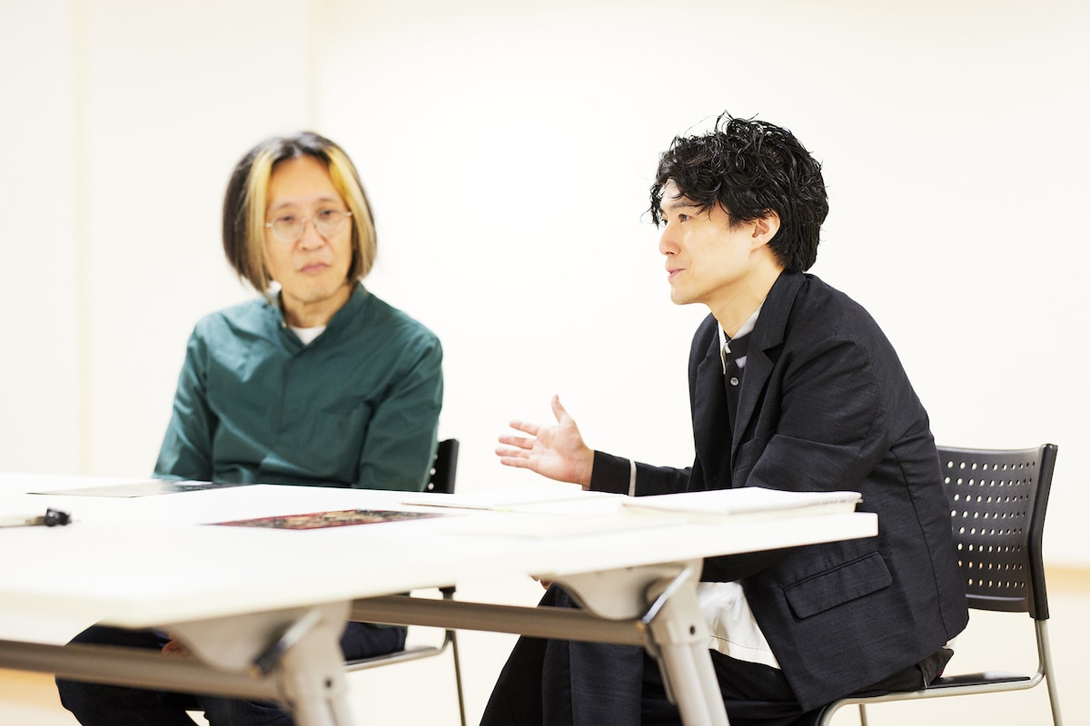 左から宮川彬良、藤田俊太郎。