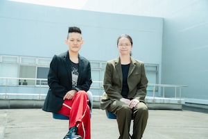 小川絵梨子とアヤ・オガワが語る「鼻血―The Nosebleed―」演劇を通して“失敗を赦す”物語