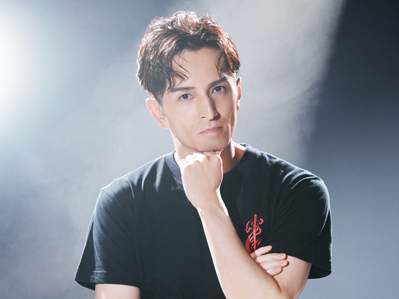 杉山圭一扮する里見勇気。