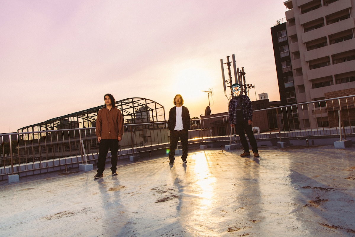 左から菅波栄純、山田将司、寺嶋裕二。