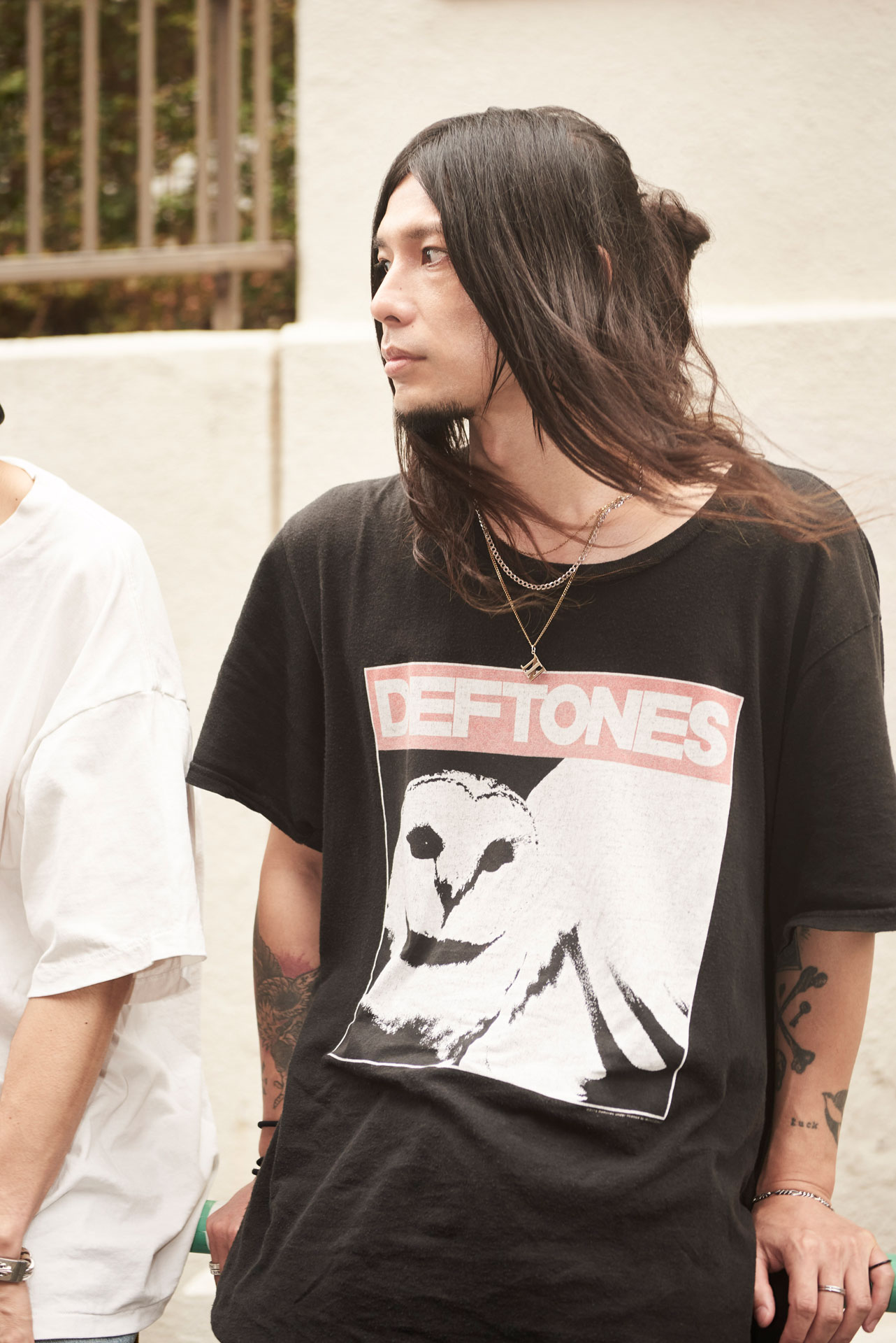 ミュージシャン XL The BONEZ Co. Crew Neck The BONEZ特集｜“今が最高”を更新し続ける4人の気骨、誰ひとりとして