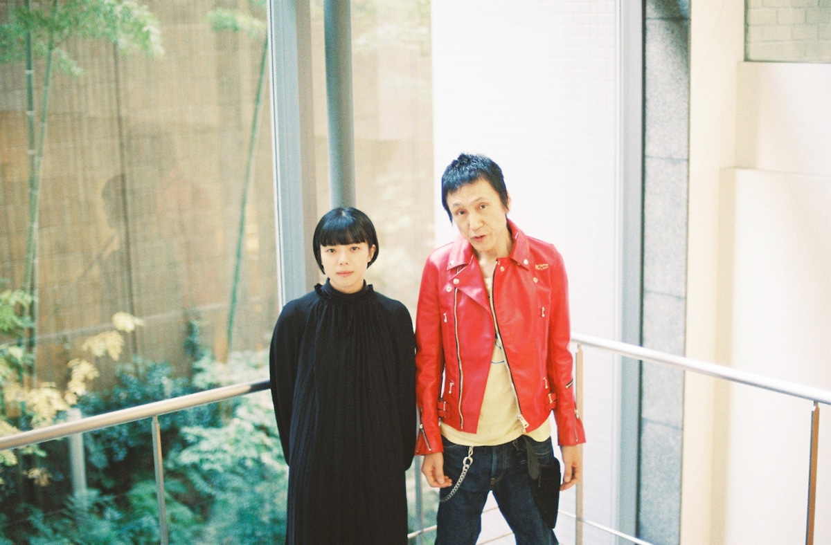 左からカネコアヤノ、甲本ヒロト。