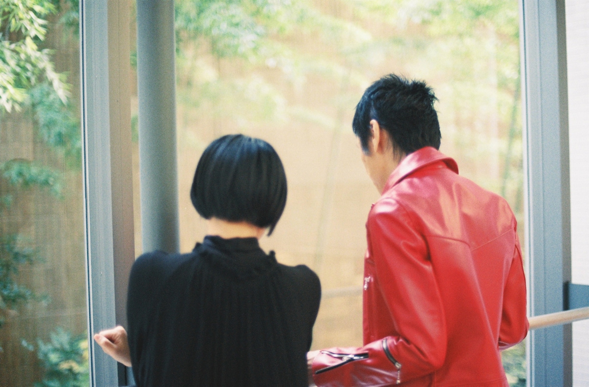 左からカネコアヤノ、甲本ヒロト。