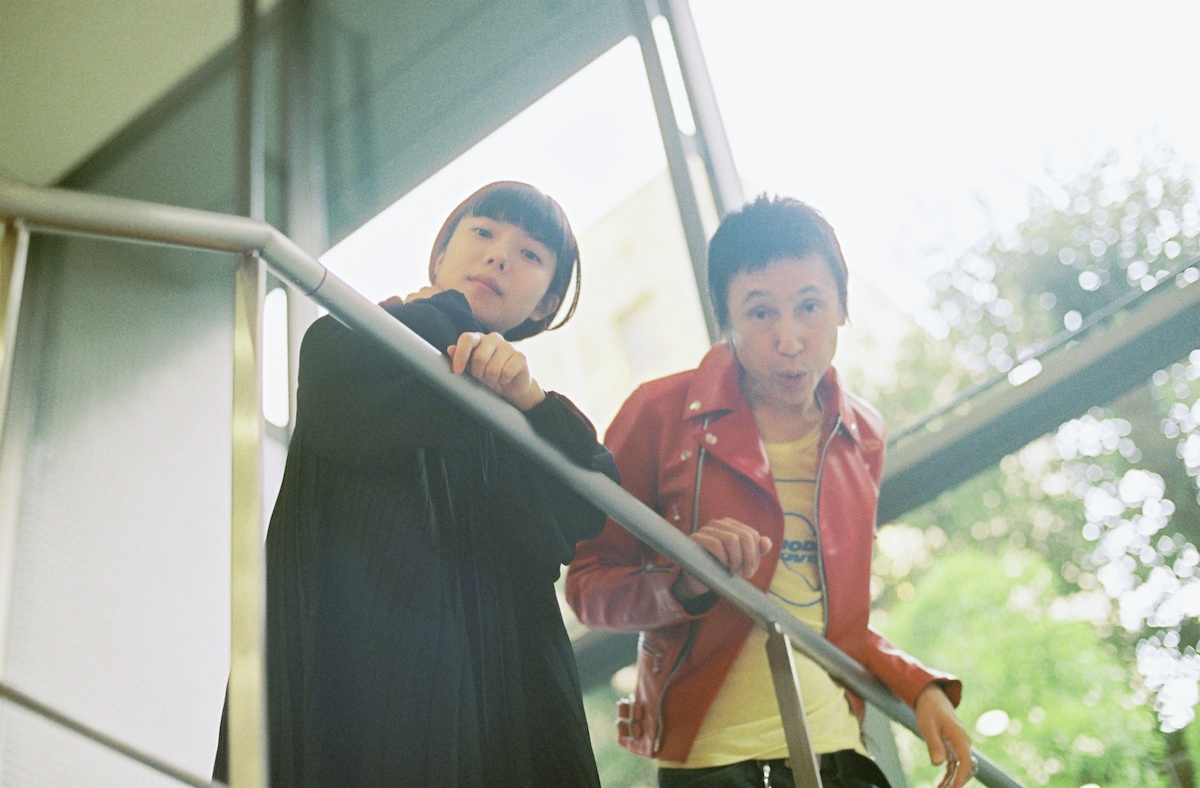 左からカネコアヤノ、甲本ヒロト。