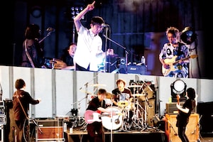 ZAZEN BOYS×NUMBER GIRL「THE MATSURI SESSION」特集｜あり得るはずのなかった競演、“異常空間Z”で何が起きたのか
