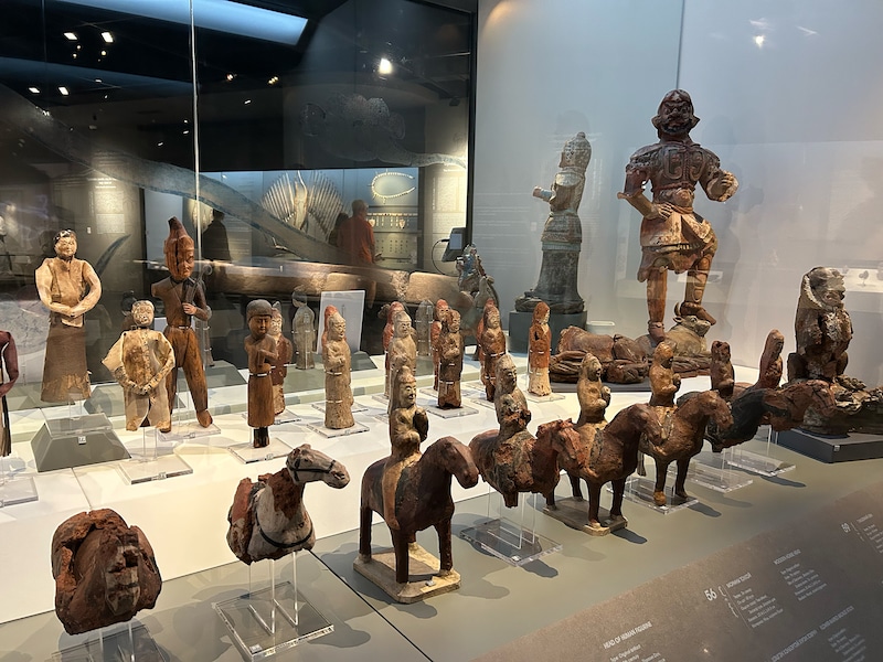 チンギス・ハーン博物館に展示されている伝統工芸品。