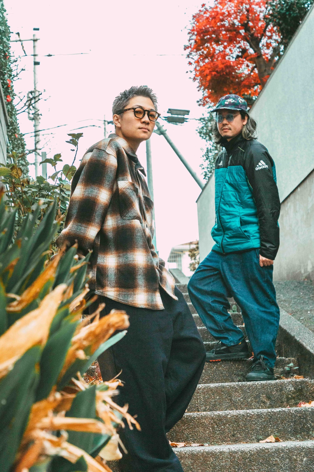 左から諸星翔希（7ORDER）、石毛輝（the telephones）。