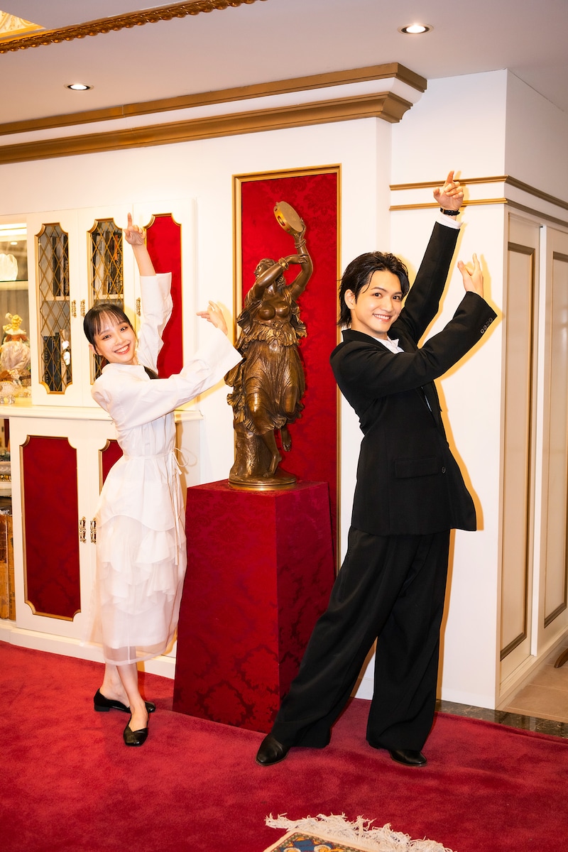 左から秋山瑛、三浦宏規。