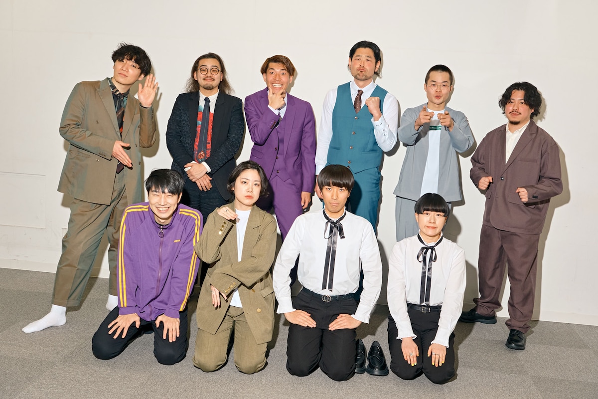 記者役を務めてくれたタイタンの学校6期生の5組。