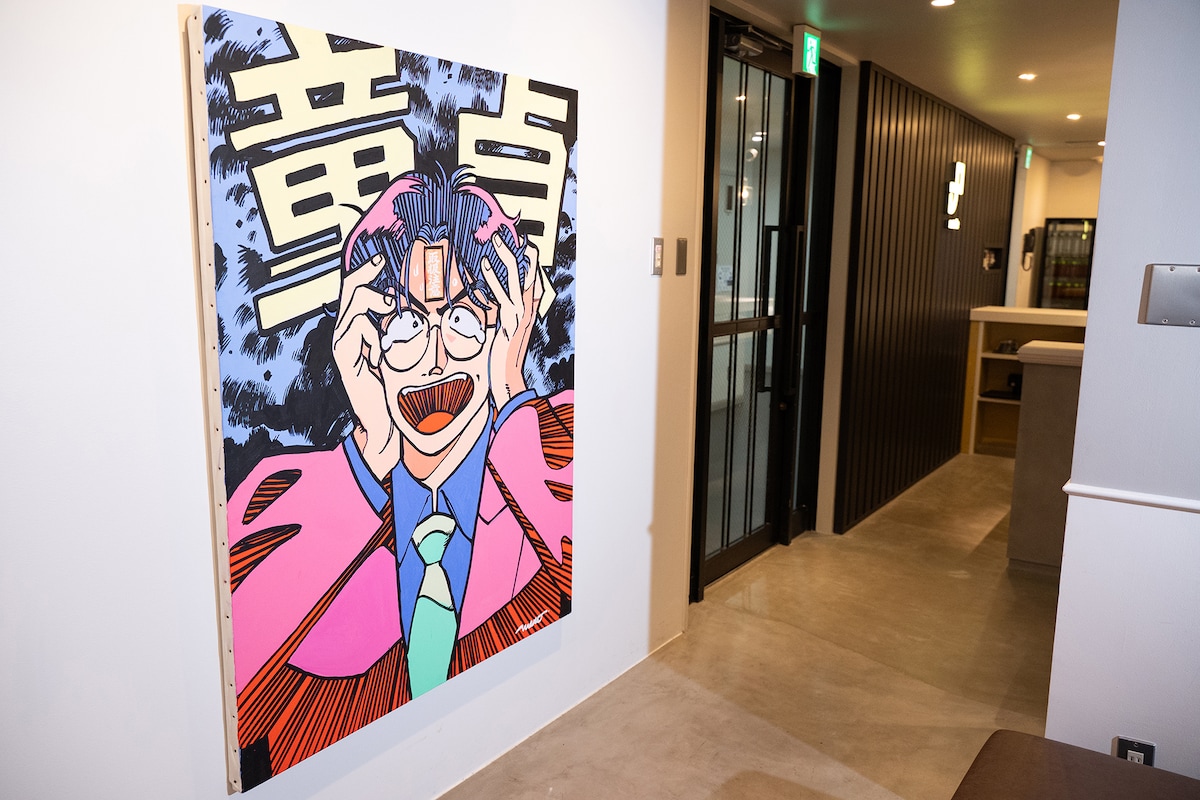 ナターシャの地下に飾ってある山根慶丈のイラスト