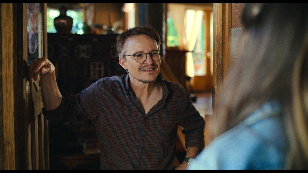 「トゥギャザー」より、デイモン・ヘリマン演じるジェイミー