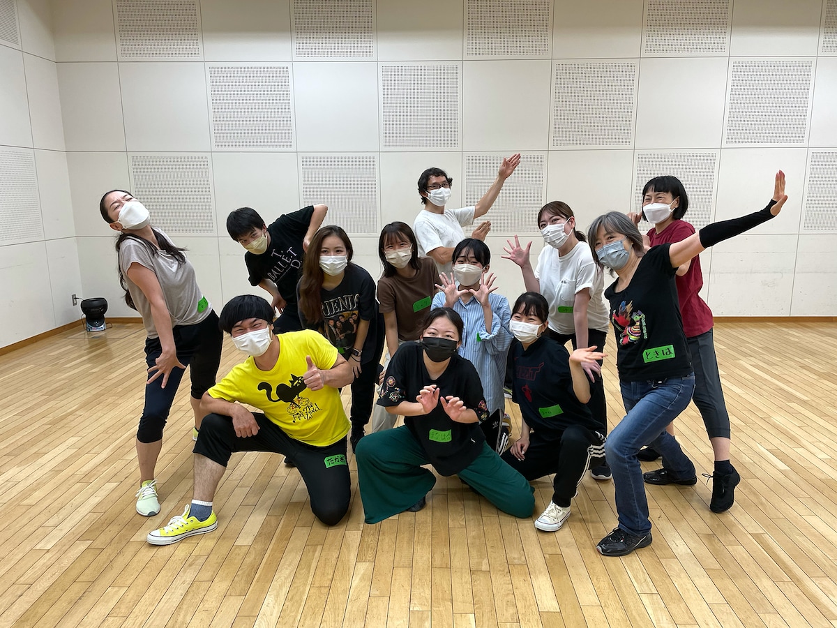 サポートダンサーワークショップの様子。