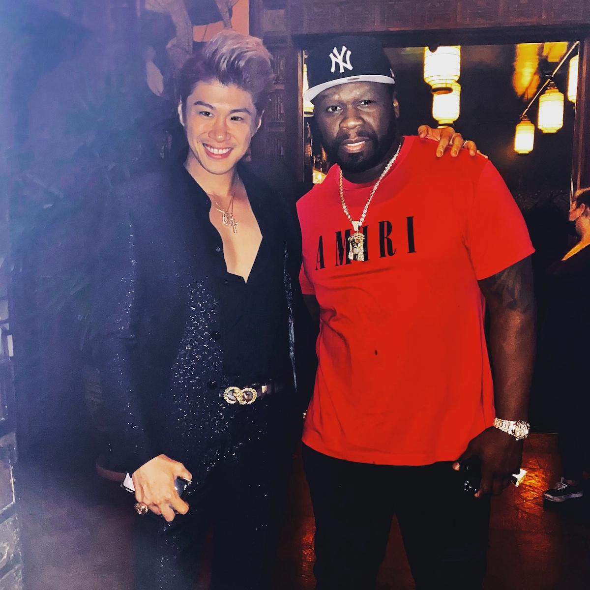 左からTOMORO、50セント（写真提供：TOMORO）。