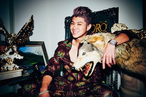 実業家ラッパー・TOMOROインタビュー｜2022年ラストスパート、“五黄の寅”が本気の世界進出をスタートさせる！