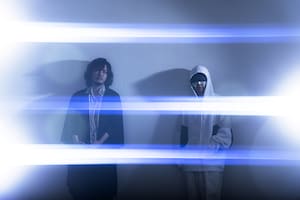 “TOOBOE×yama対談｜TOOBOEが精神の深層までを表現したメジャー2ndシングル「oxygen」完成