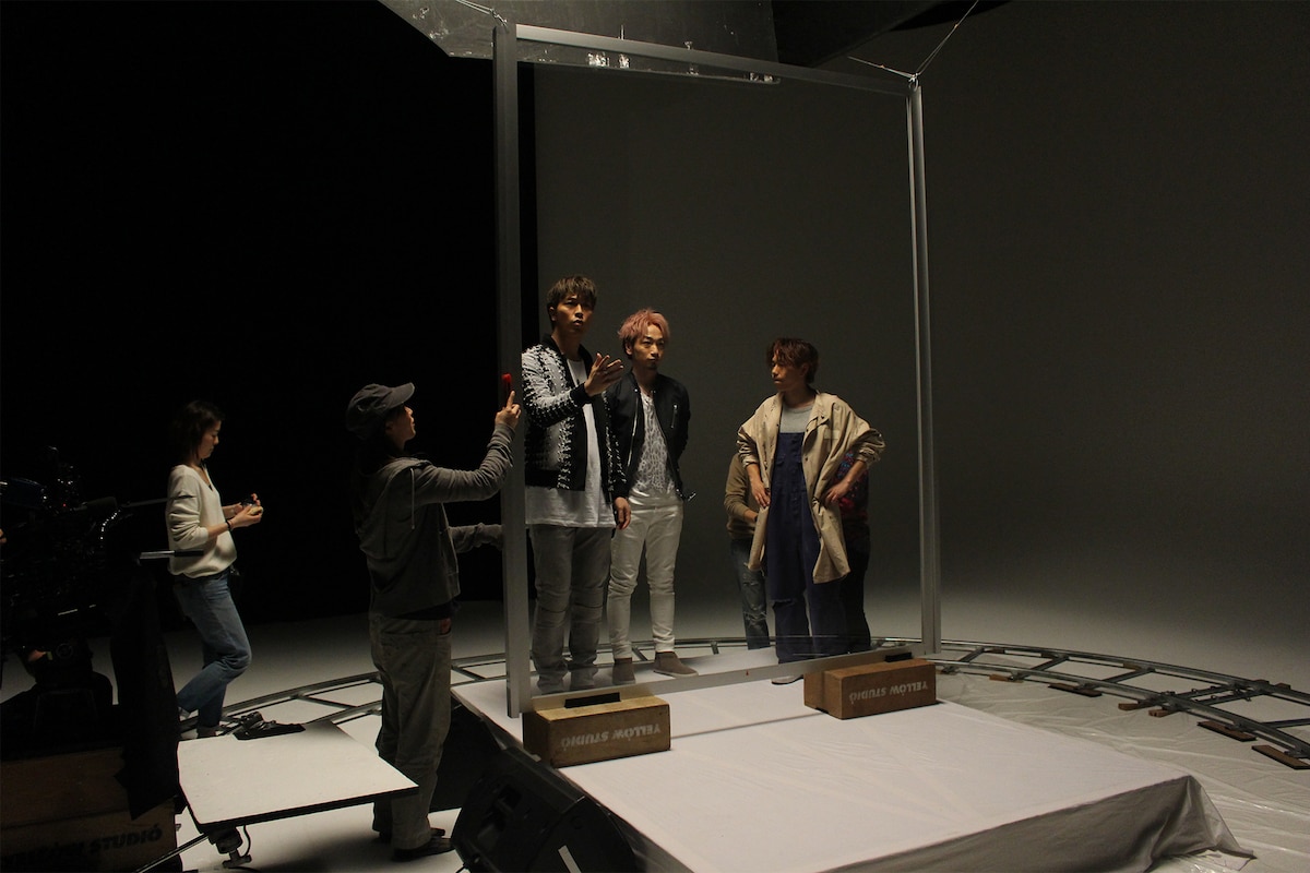 2016年5月リリース「ONE-SIDED LOVE」ミュージックビデオ撮影風景。