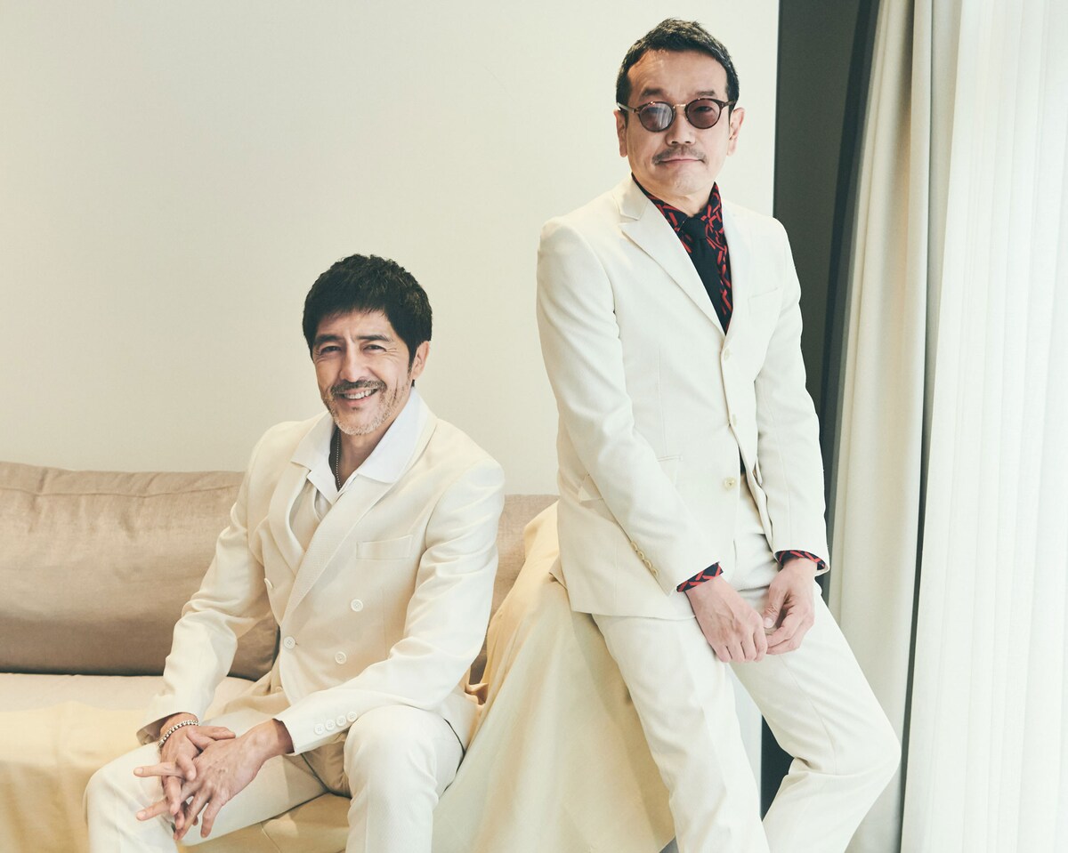 左から谷中敦、川上つよし。