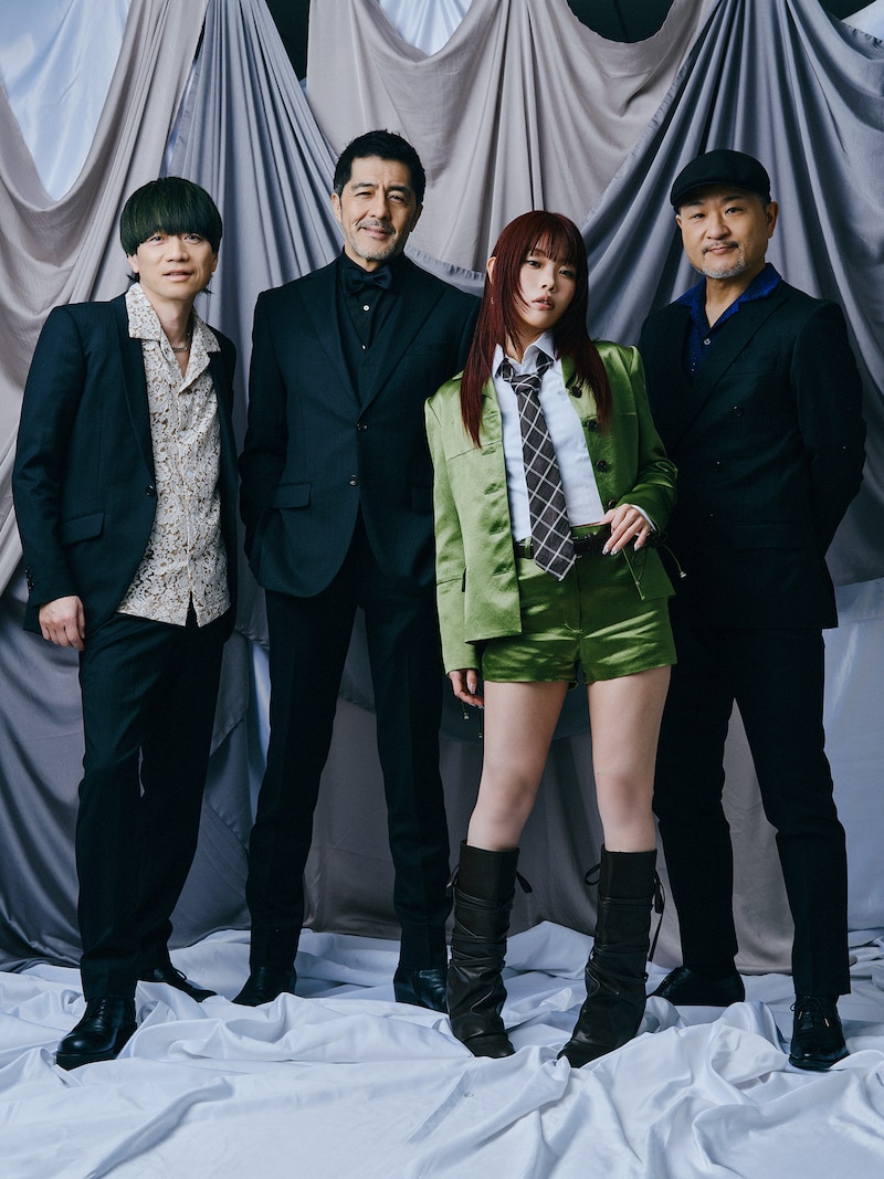 左から加藤隆志（G）、谷中敦（Baritone Sax）、アイナ・ジ・エンド、沖祐市（Key）。