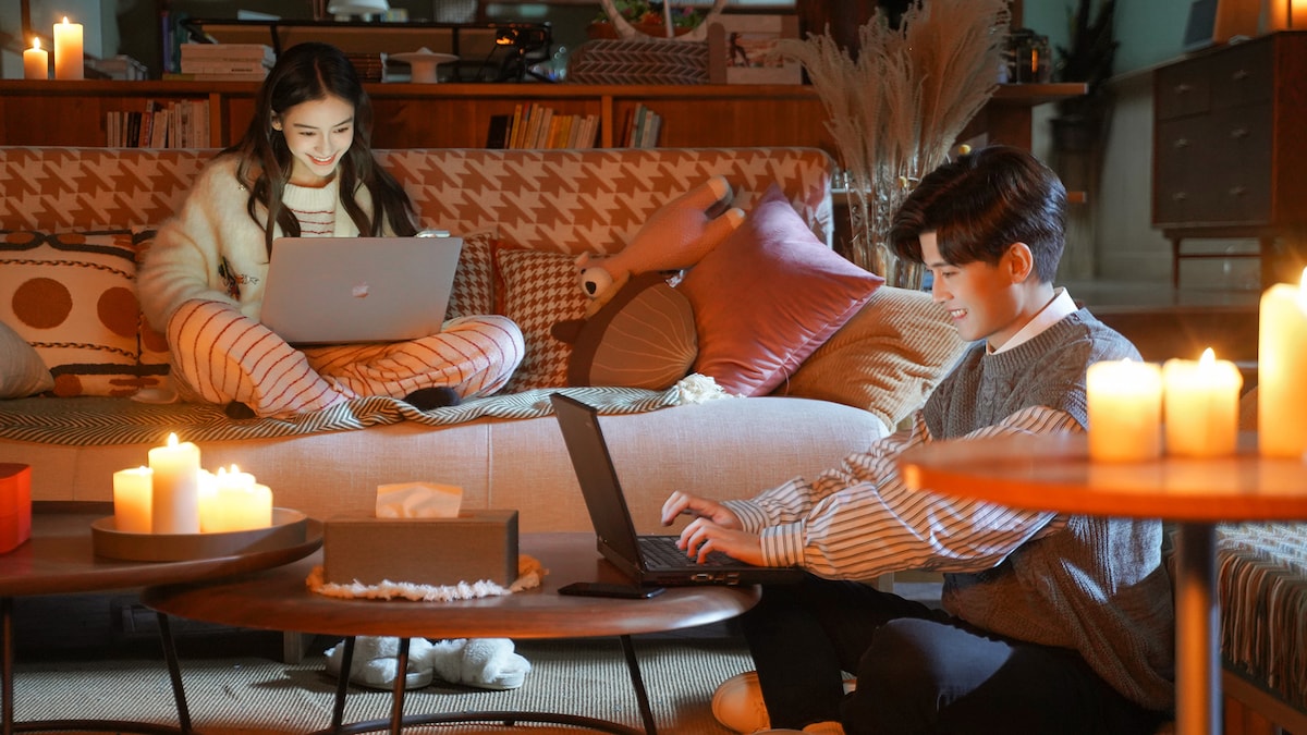 左からアンジェラベイビー演じるリウ・シア、アレン・レン演じるチー・リエンシャン。