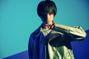 楽曲の新しい魅力を見つけてほしい、植田圭輔が初のカバー曲集「RE」をリリース