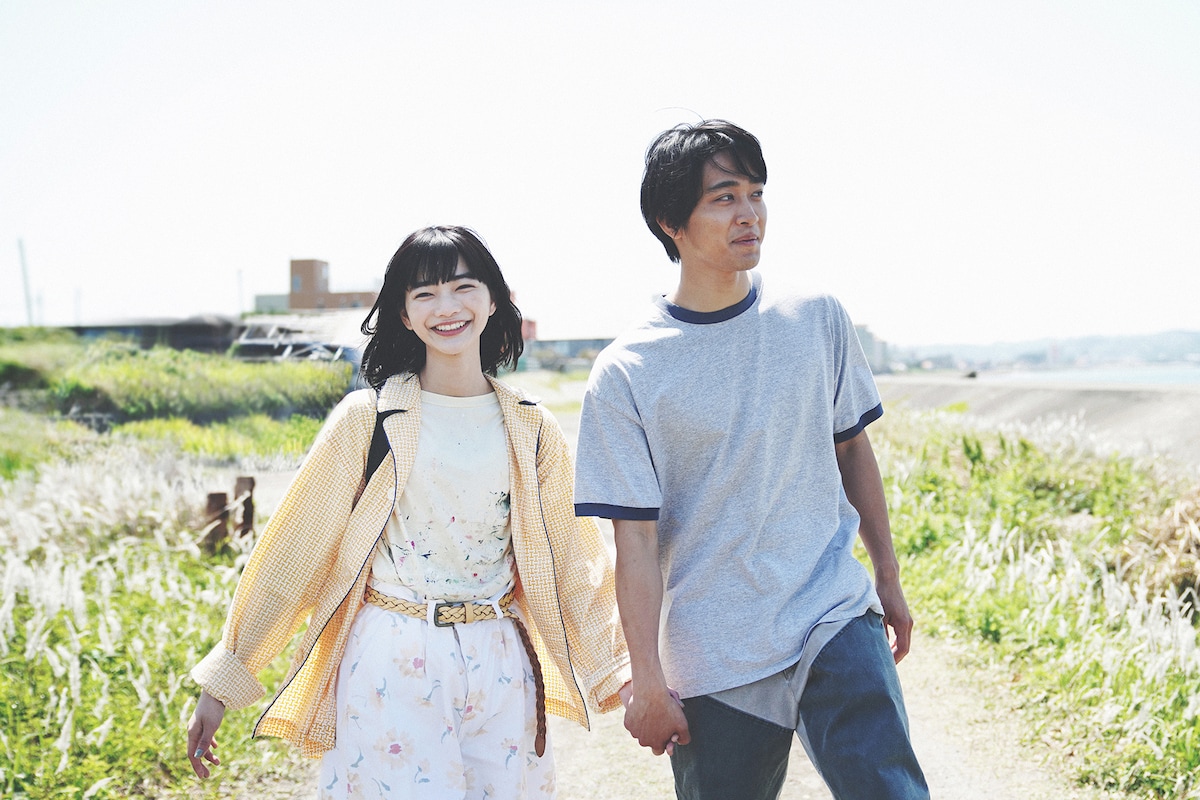 映画「不死身ラヴァーズ」より、りのとじゅん。