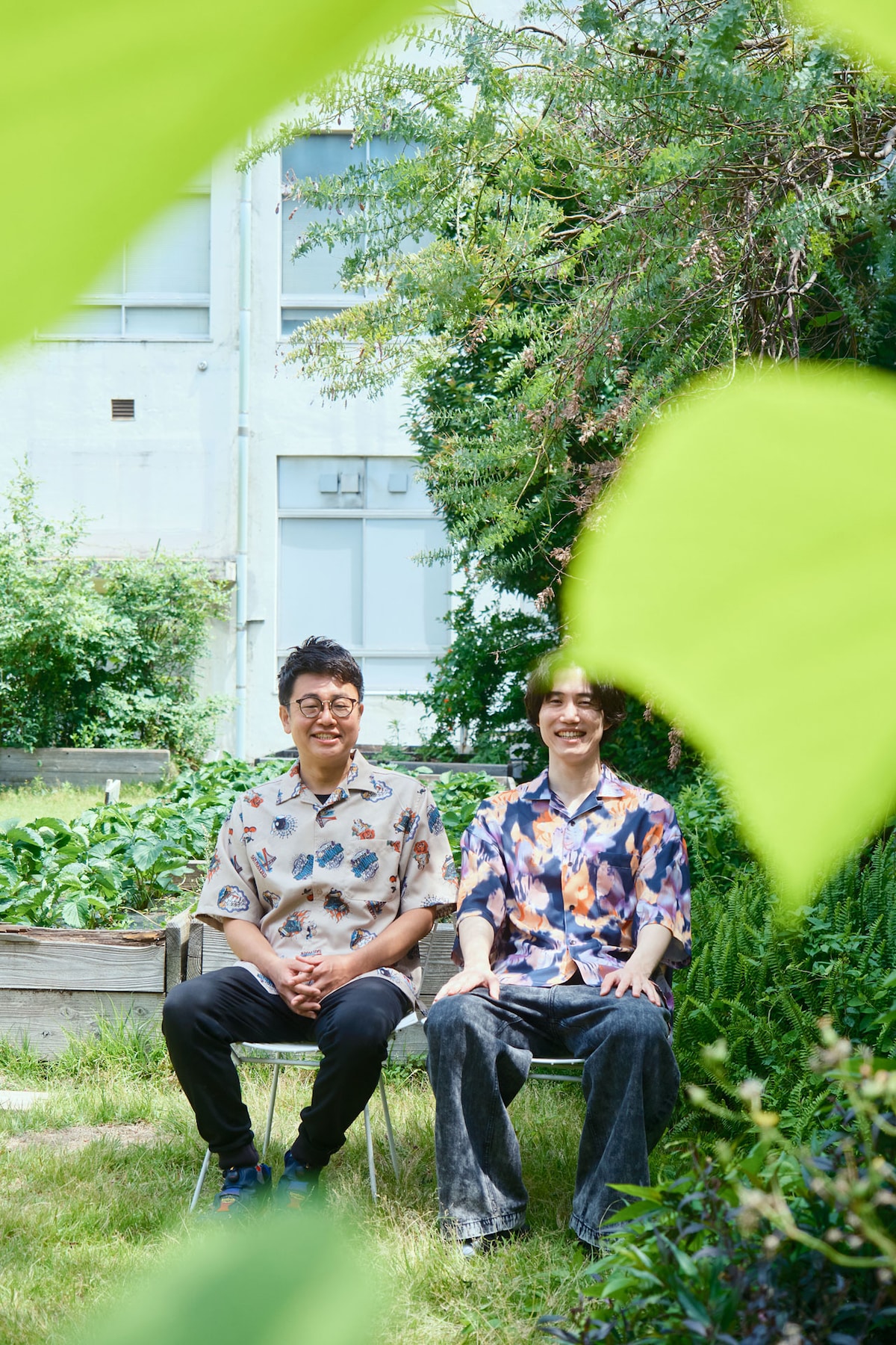 左から銀シャリ橋本、ナイチンゲールダンス・ヤス。