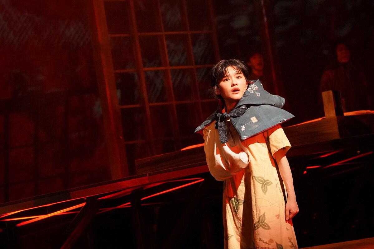 ミュージカル「この世界の片隅に」より、昆夏美演じる浦野すず。©こうの史代／コアミックス・東宝　製作：東宝