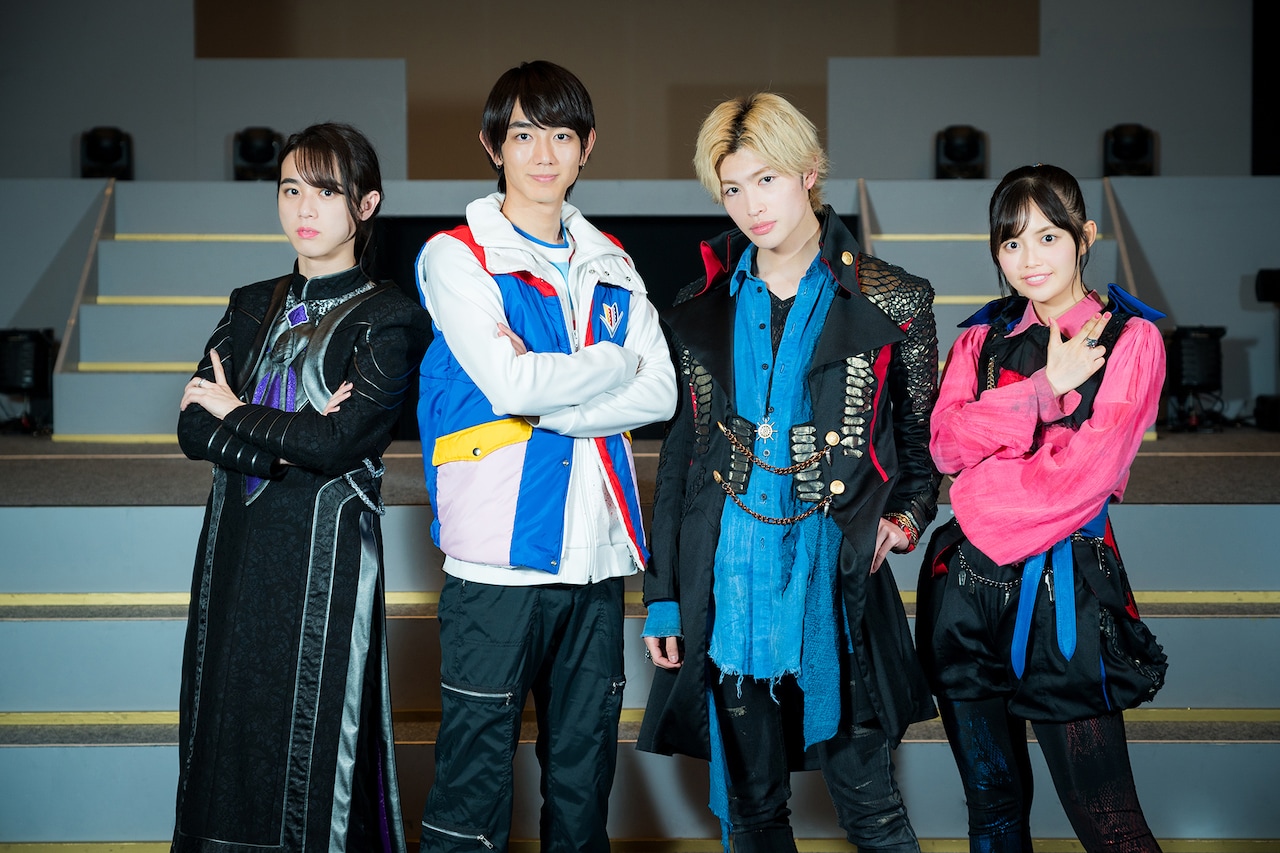 駒木根葵汰×増子敦貴×森日菜美×世古口凌「機界戦隊ゼンカイジャー 