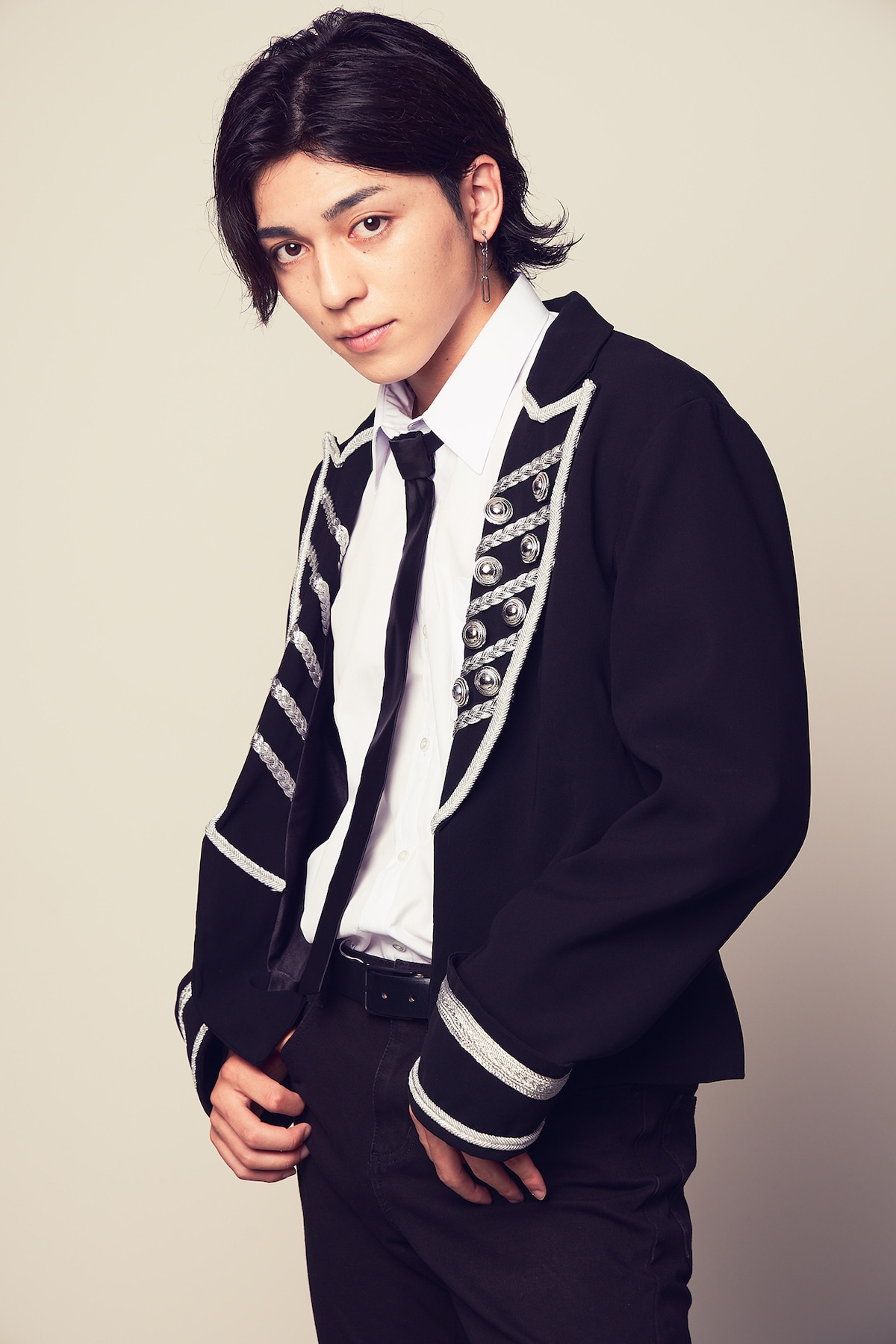 渡邉嘉寿人(THE YELLOW by VOYZ BOY)