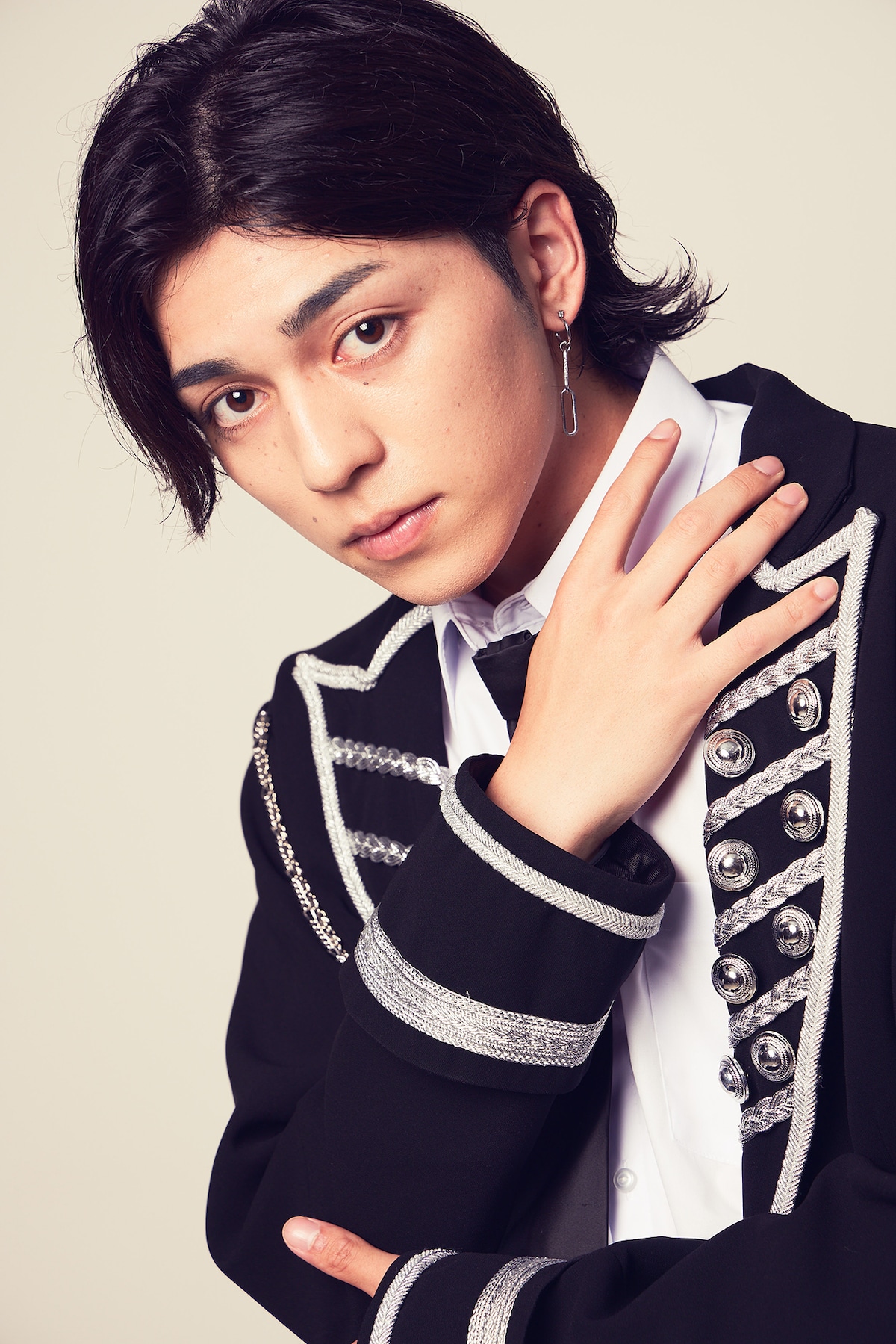 渡邉嘉寿人(THE YELLOW by VOYZ BOY)