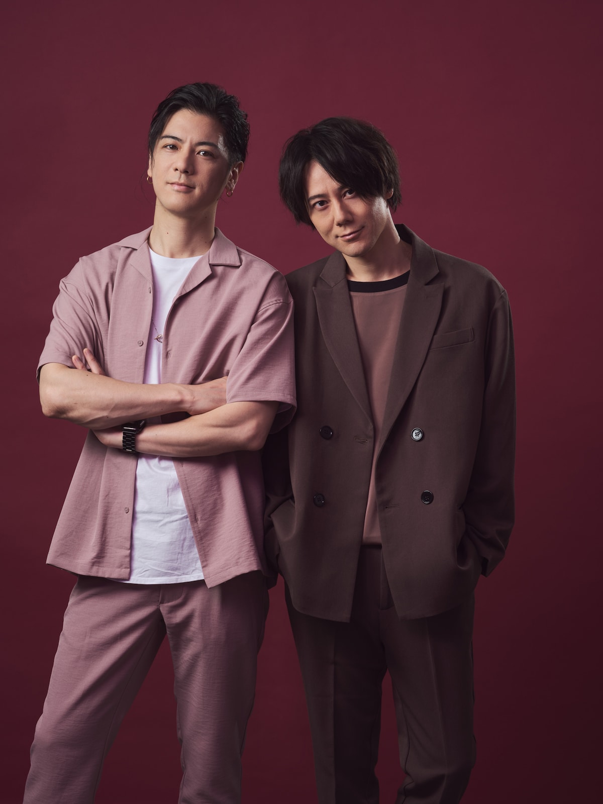 左から中村誠治郎、根本正勝。