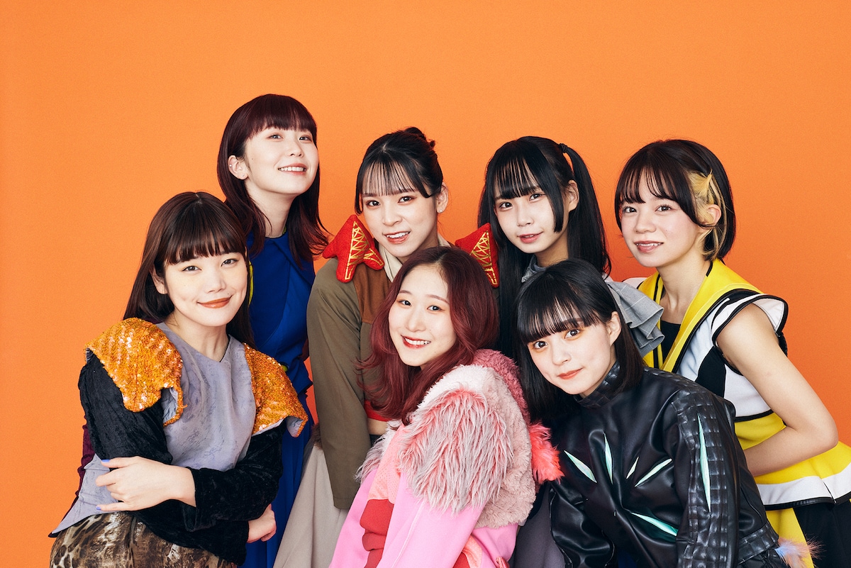 上段左からmayu（ExWHYZ）、アイカ・ザ・スパイ（豆柴の大群）、アイナスター（GANG PARADE）、ミク（都内某所）、下段左からセントチヒロ・チッチ（BiSH）、トギー（BiS）、チッチチチーチーチー（ASP）。