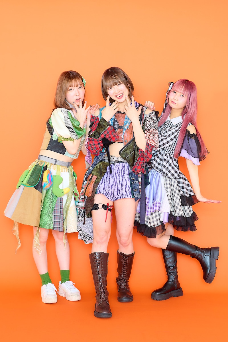 ハナエモンスター、アヤ・エイトプリンス、アイナスター。