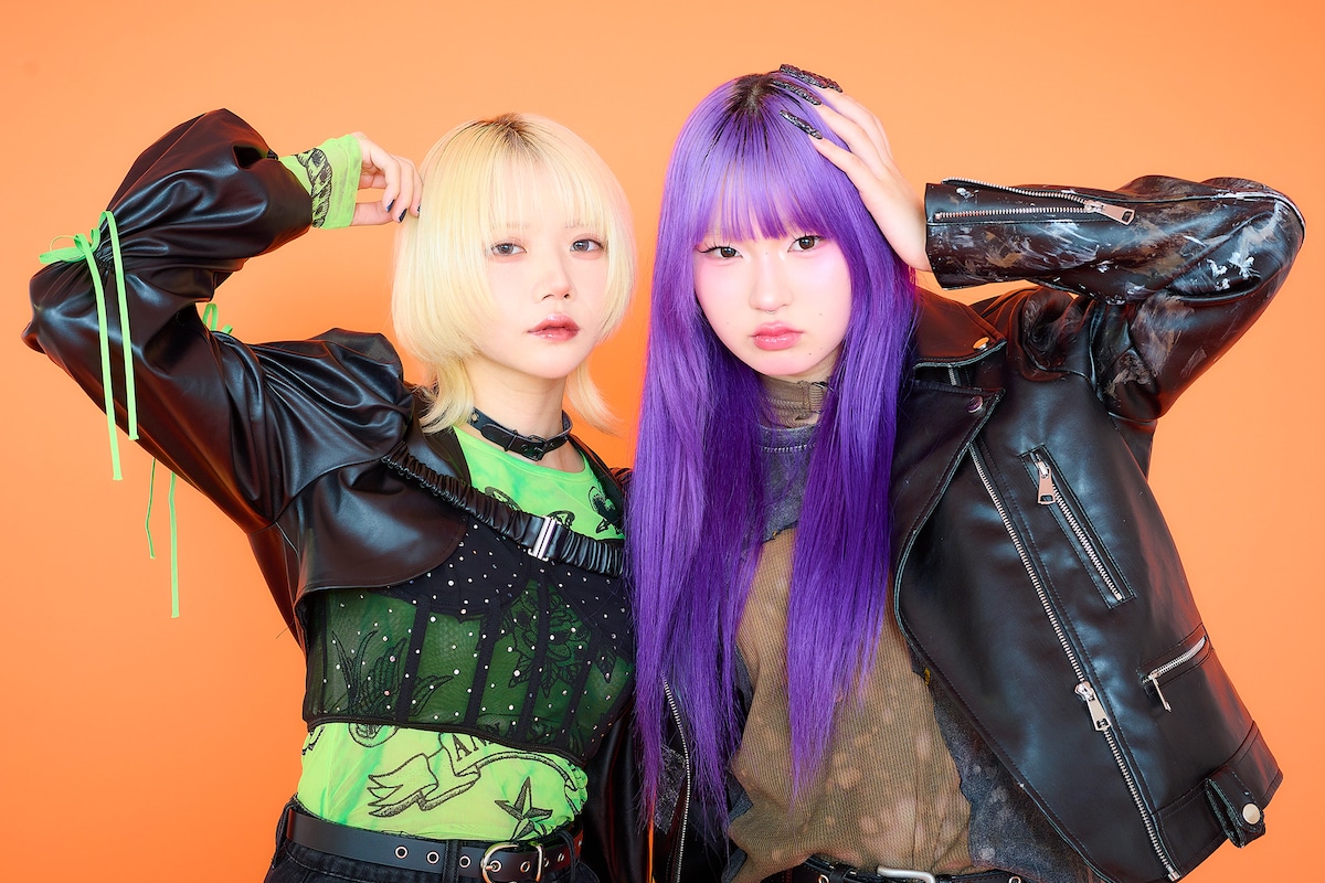 ムロ葉菜子とイコ・ムゲンノカナタ。