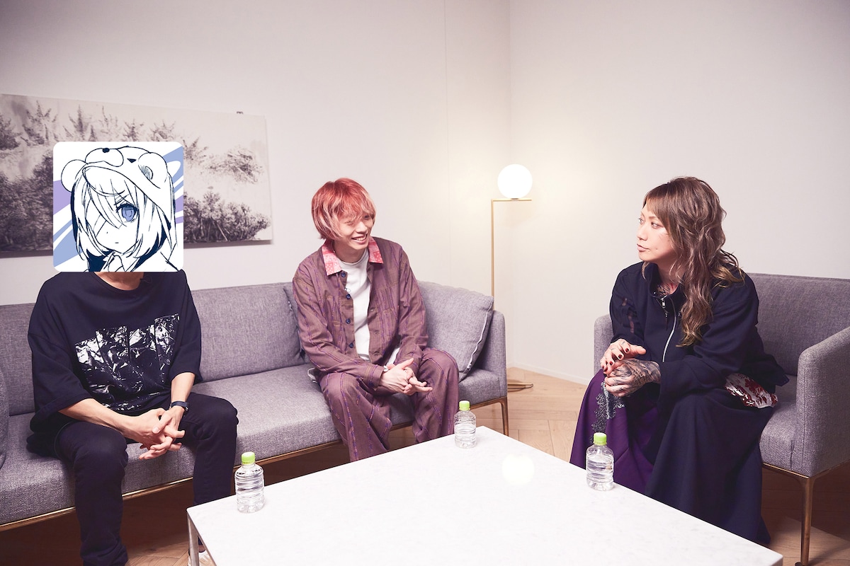 左からかいりきベア、ツミキ、町屋（和楽器バンド）。