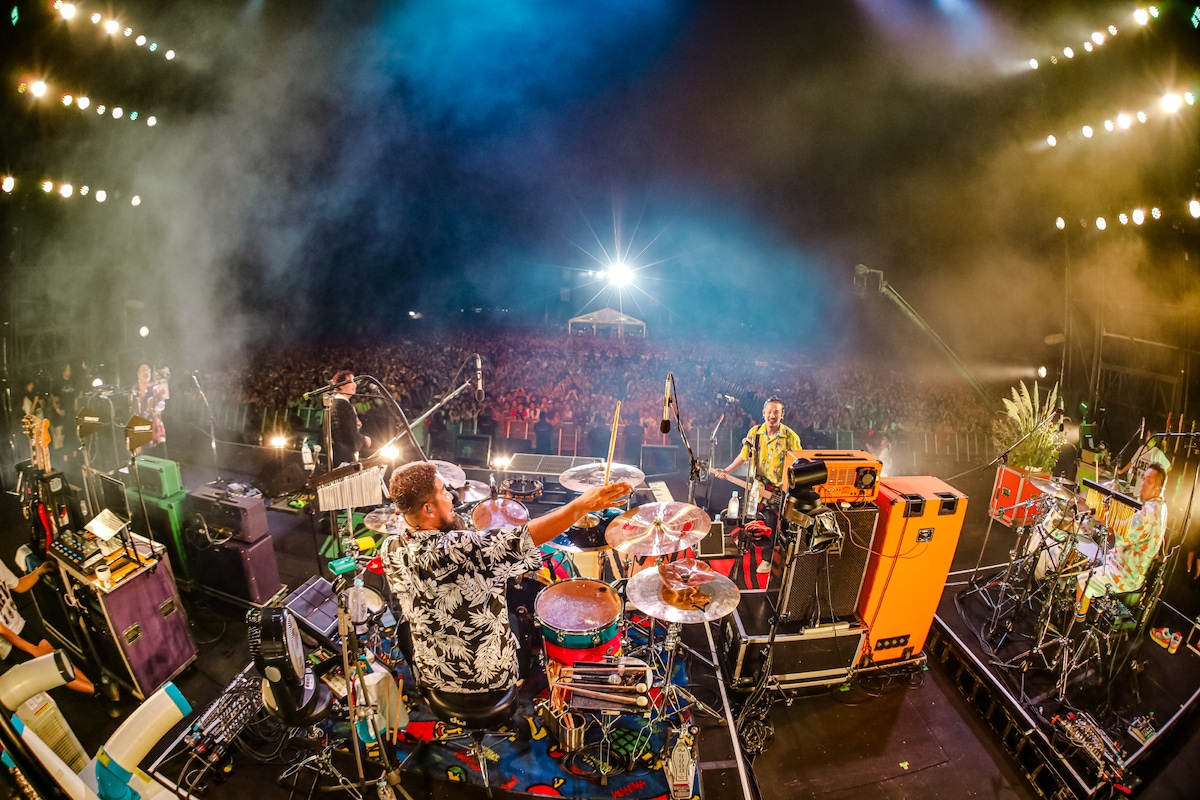 「WANIMA presents 1CHANCE FESTIVAL 2024」よりMONGOL800×WANIMAのパフォーマンスの様子。（Photo by SARU［SARUYA AYUMI］）