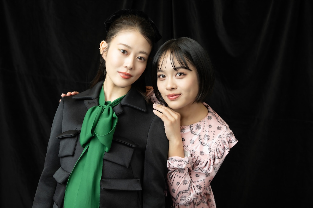 左から高畑充希、清水美依紗