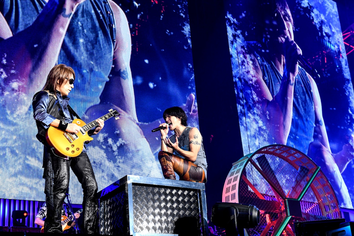 「B'z Live History Vol.4」より。