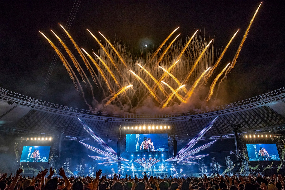 「B'z Live History Vol.4」より。