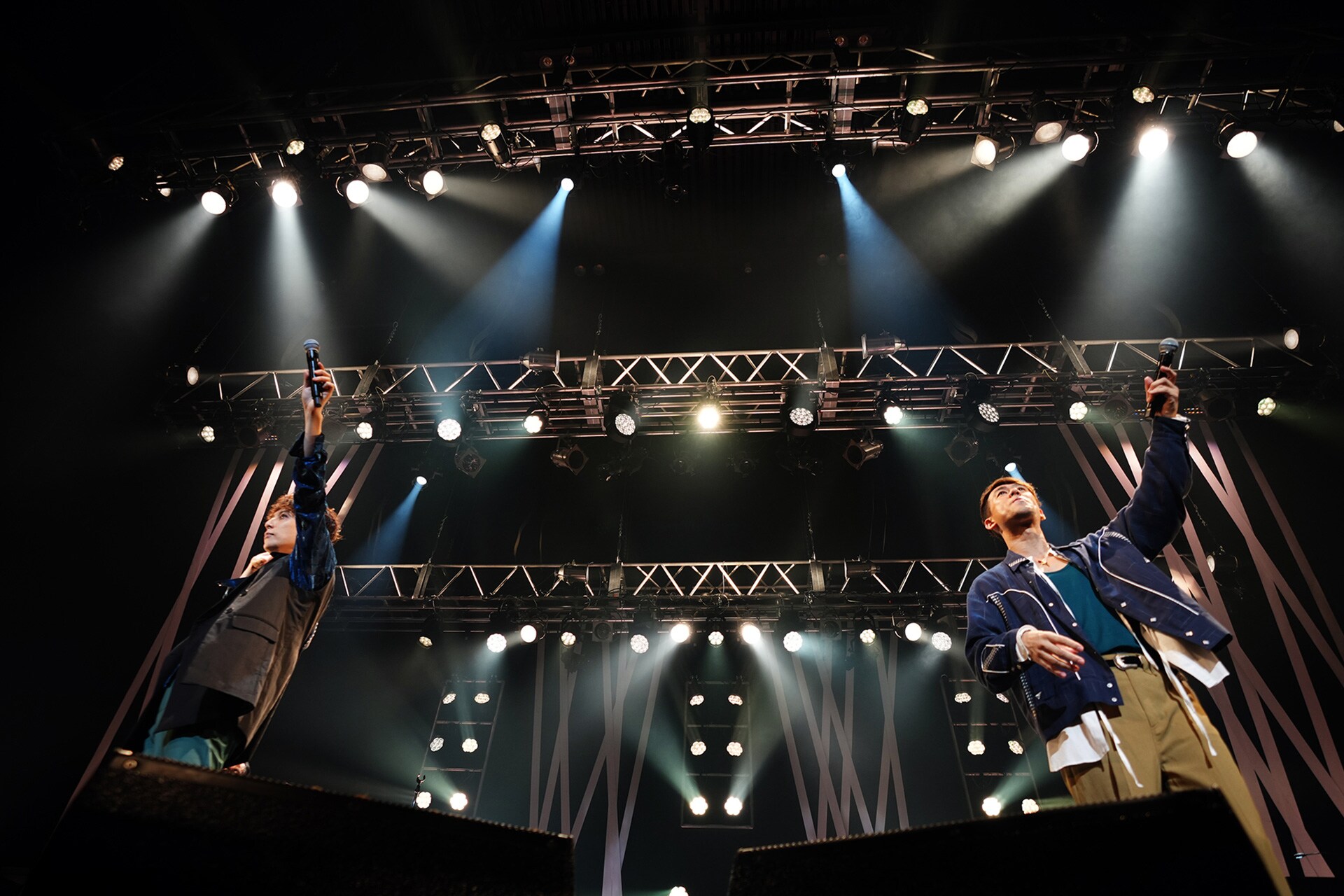 CHEMISTRY20周年の最終章を武道館から届ける2人の思い - 音楽ナタリー