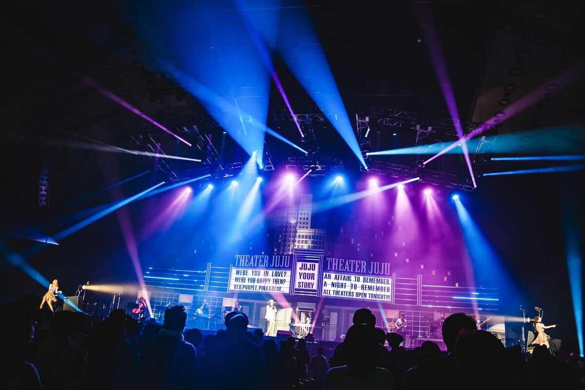 「JUJU ARENA TOUR 2021 YOUR STORY」北海道 北海道立総合体育センター 北海きたえーる公演の様子。